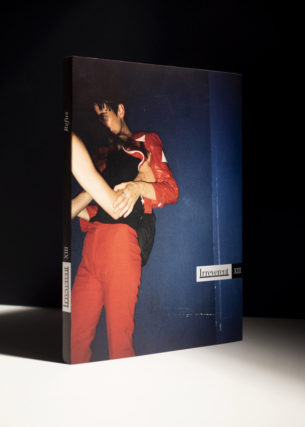 Collectif
Couverture : Philippe Lopparelli/Tendance Floue
Parution : 15-11-2019
160 pages, 170 x 220 mm
ISBN : 9782953580068